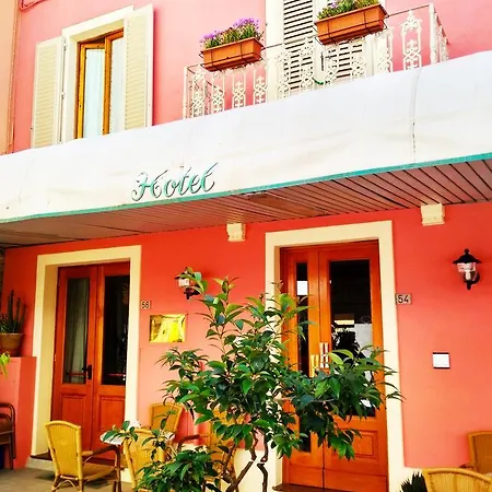Hotel Holiday Hotel 3*